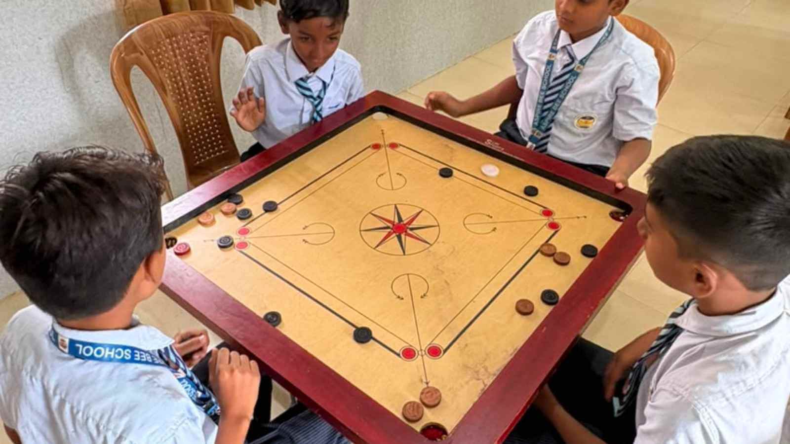 aspire bee school cricke team